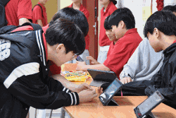 [윤슬] 바르고 고운 말 쓰기 캠페인 활동 사진
